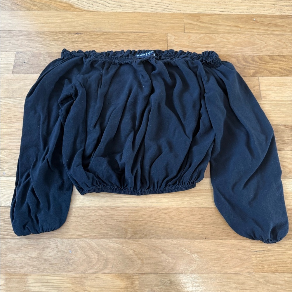 Brandy Melville Black Cropped Off the Shoulder Top Blouse One Size - Picture 4 of 8